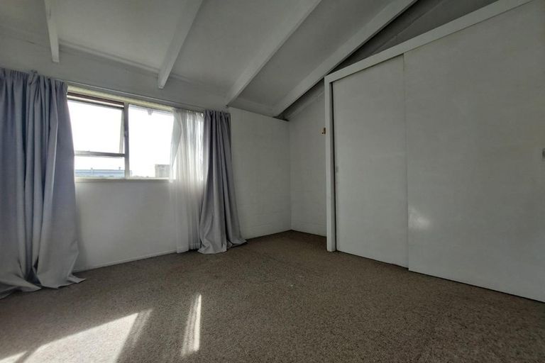 Photo of property in 17 Sandringham Road, Mount Eden, Auckland, 1024