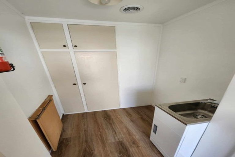 Photo of property in 2/43 Blair Avenue, Papanui, Christchurch, 8053