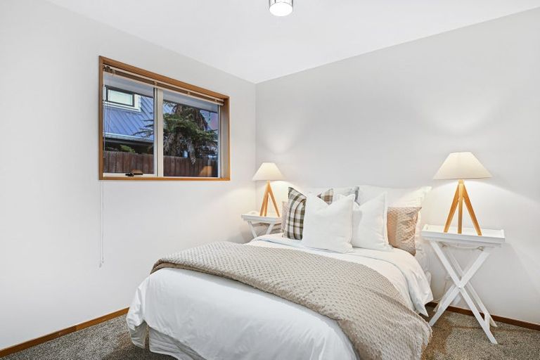 Photo of property in 5 Aberfoyle Place, Parklands, Christchurch, 8083