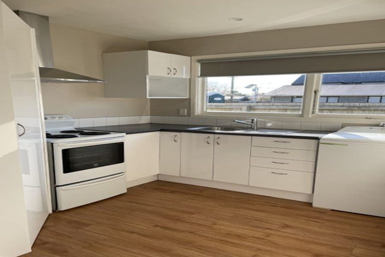 Photo of property in 2/394 Armagh Street, Linwood, Christchurch, 8011