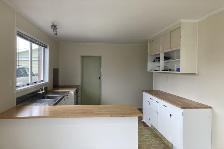 Photo of property in 5 Ngahere Street, Otumoetai, Tauranga, 3110