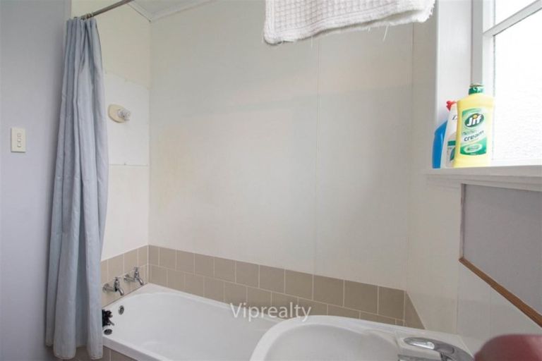 Photo of property in 28 Clinkard Avenue, Glenholme, Rotorua, 3010