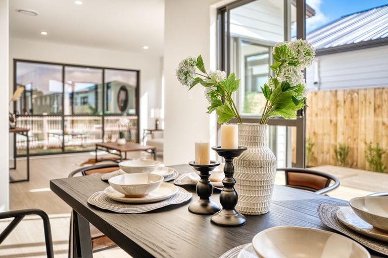 Photo of property in 24 Babina Avenue, Kumeu, 0810