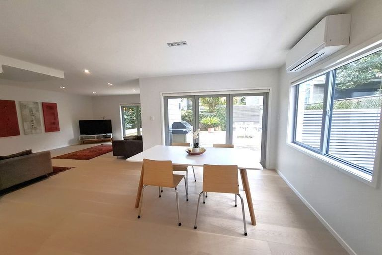 Photo of property in 6/37 Hauraki Road, Hauraki, Auckland, 0622