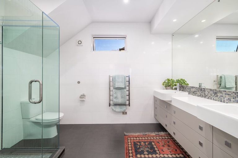 Photo of property in 39a Mcdougall Avenue, St Albans, Christchurch, 8014