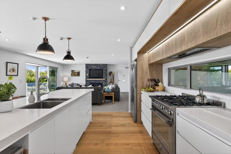 Photo of property in 124a Centaurus Road, Huntsbury, Christchurch, 8022