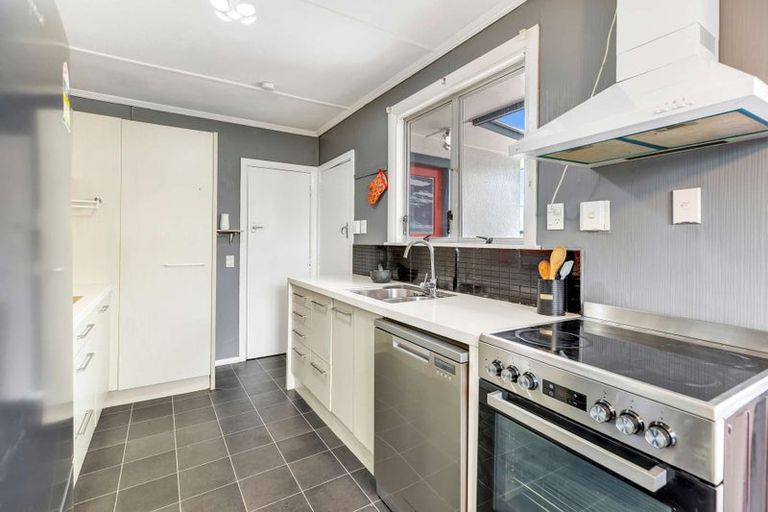 Photo of property in 23 Leeds Street, Milson, Palmerston North, 4414
