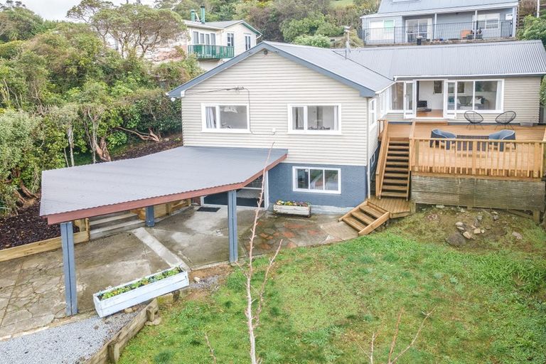 Photo of property in 119 Ruskin Road, Newlands, Wellington, 6037