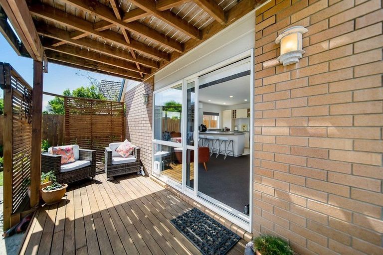 Photo of property in 3b Stevenson Road, Clarks Beach, 2122