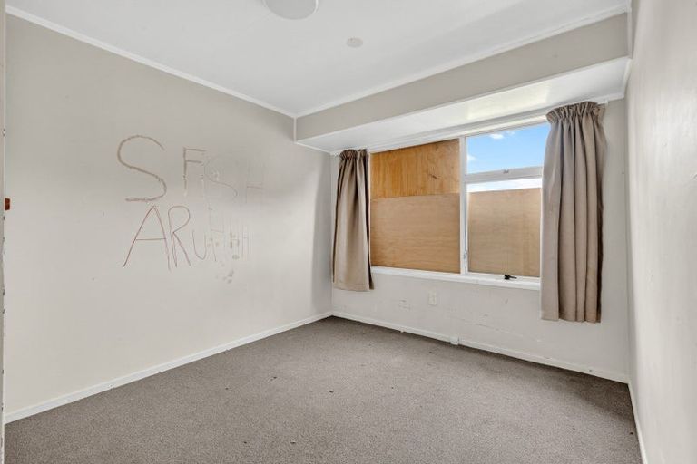 Photo of property in 22 Odlin Crescent, Nawton, Hamilton, 3200