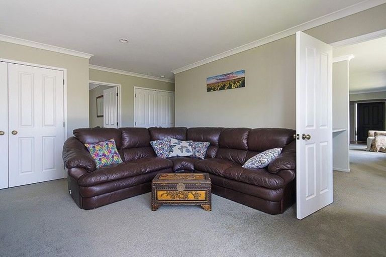 Photo of property in 22 Kaiwaka Road, Waiuku, 2123