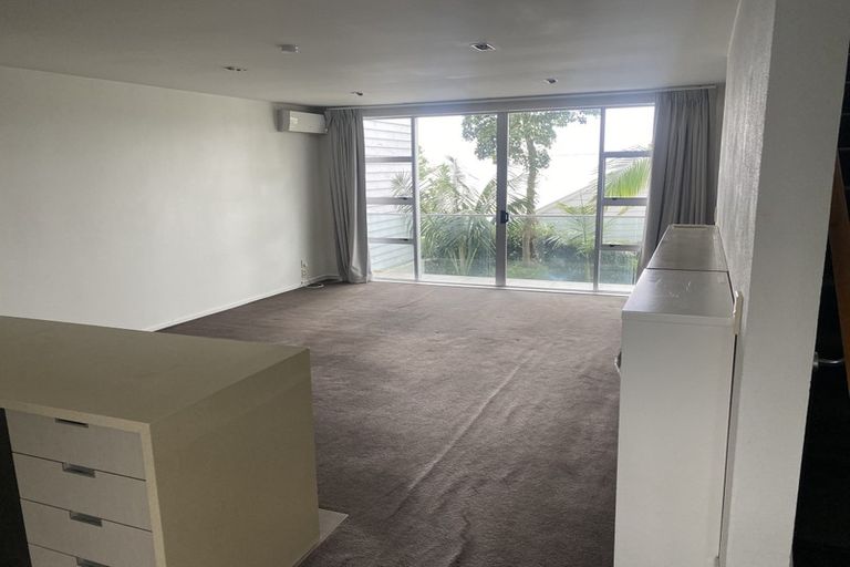 Photo of property in 11d Garnet Road, Westmere, Auckland, 1022