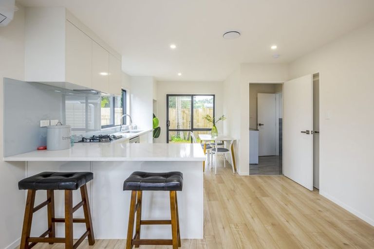 Photo of property in 160d Hill Road, Manurewa, Auckland, 2105