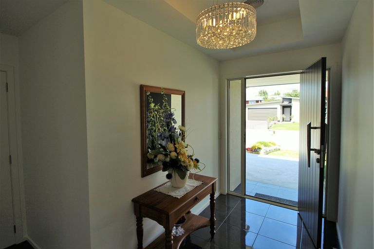 Photo of property in 17 Orchard Drive, Alexandra, 9320