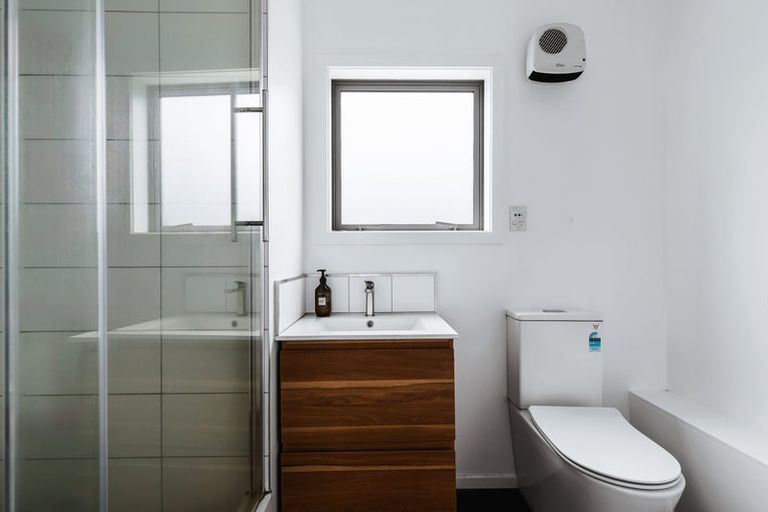 Photo of property in 5 Arrowsmith Avenue, Waipahihi, Taupo, 3330