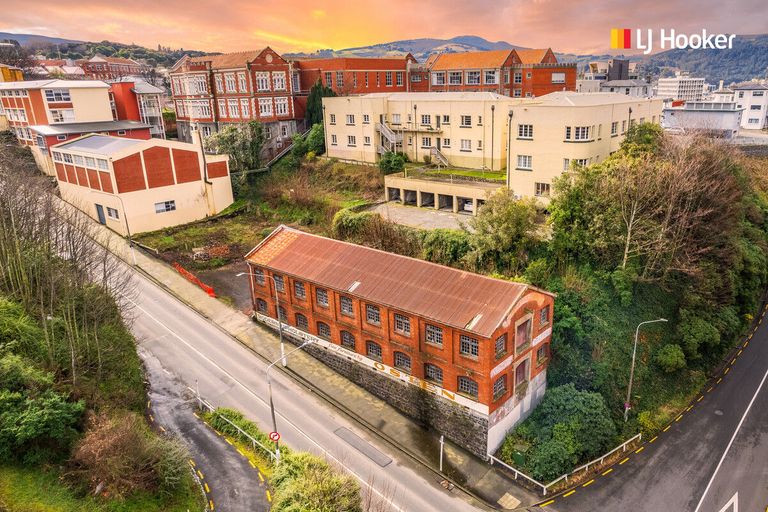 Photo of property in 232 Rattray Street, Dunedin Central, Dunedin, 9016