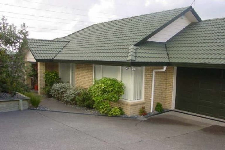 Photo of property in 124 Charles Prevost Drive, The Gardens, Auckland, 2105