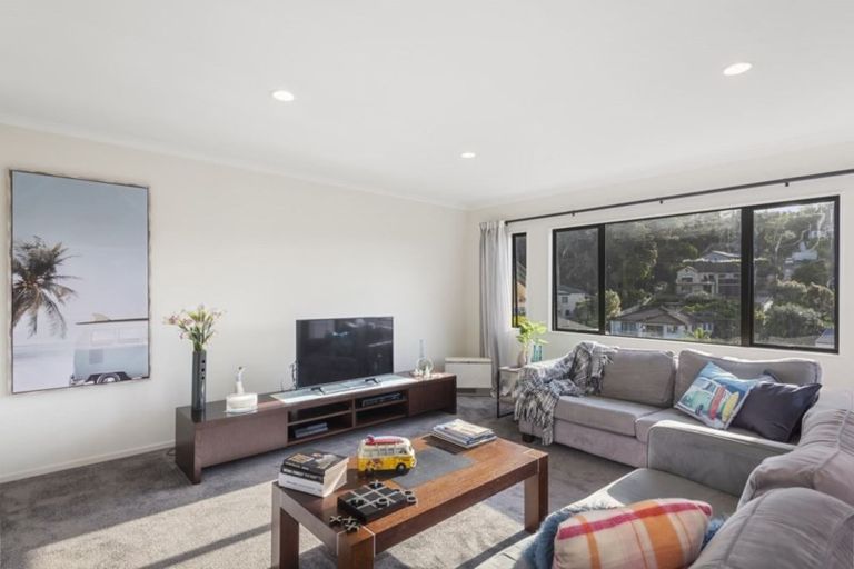 Photo of property in 60 Helvetia Drive, Browns Bay, Auckland, 0630