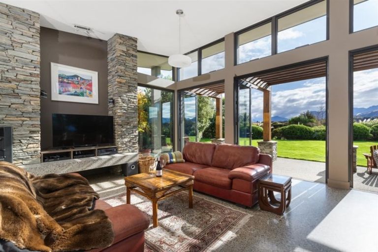 Photo of property in 31 Hardie Place, Albert Town, Wanaka, 9305