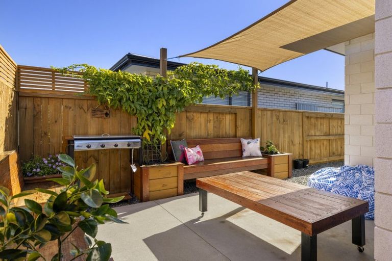 Photo of property in 14 Te Wharo Drive, Papamoa, 3118