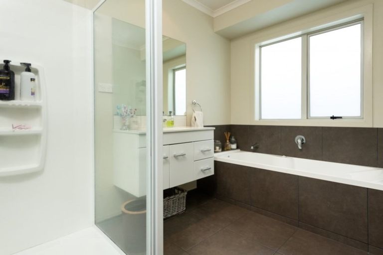 Photo of property in 23 Mortlake Heights, Pyes Pa, Tauranga, 3112