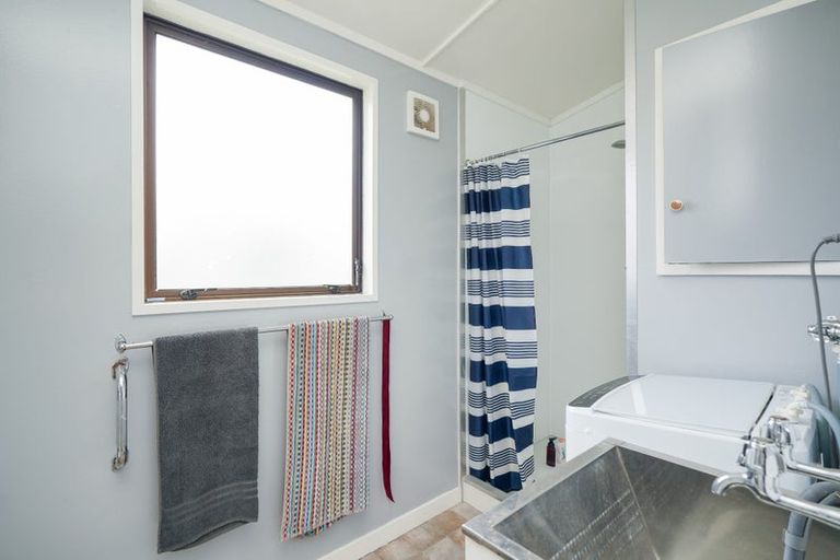 Photo of property in 1-12/71 Main Street, Mataura, 9712