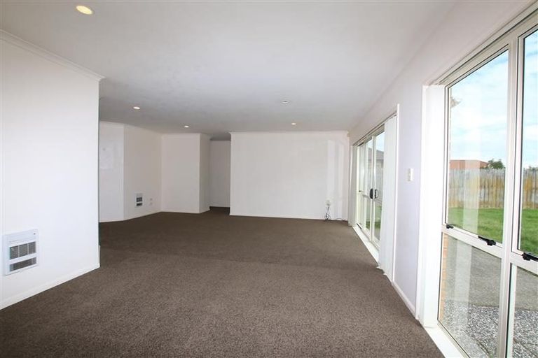 Photo of property in 57 Waimahia Avenue, Weymouth, Auckland, 2103