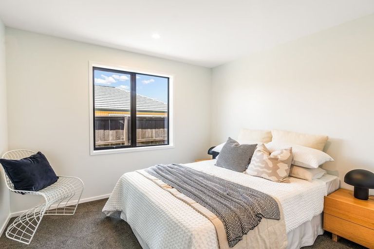 Photo of property in 4 Manaakitia Road, Karaka, 2124