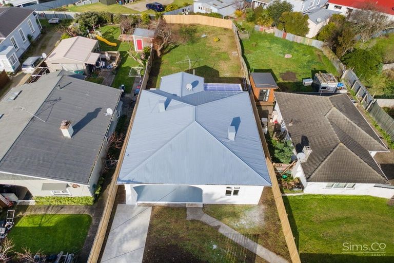 Photo of property in 4 Pharazyn Street, Gonville, Whanganui, 4500