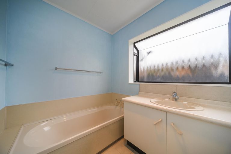 Photo of property in 110 Amberley Avenue, Highbury, Palmerston North, 4412