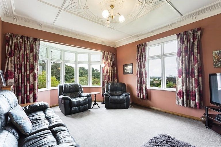 Photo of property in 58 Glen Road, Mornington, Dunedin, 9011