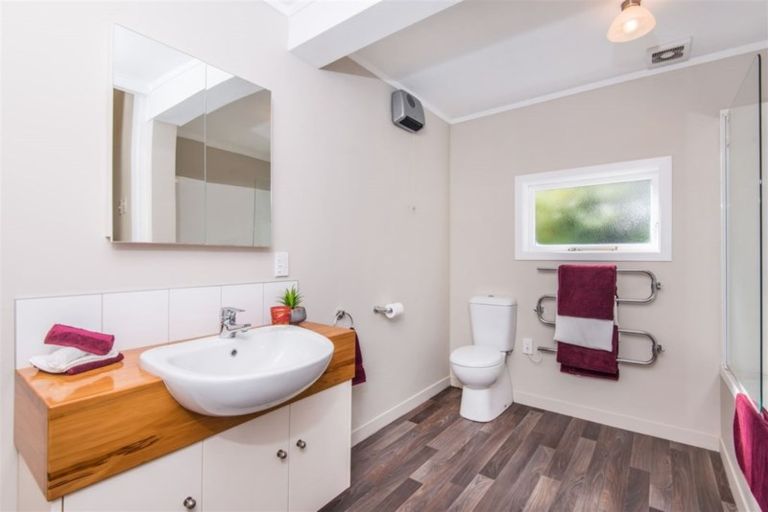 Photo of property in 49 Tarawera Road, Johnsonville, Wellington, 6037