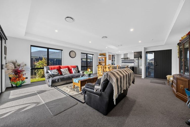Photo of property in 39 Croydon Street, Woodend, 7610