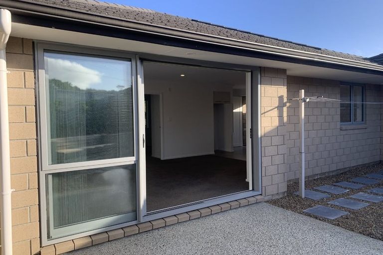 Photo of property in 1 Muncaster Road, Snells Beach, 0920