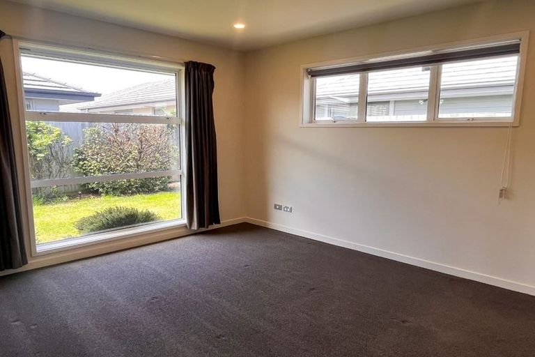 Photo of property in 68 Packard Crescent, Halswell, Christchurch, 8025