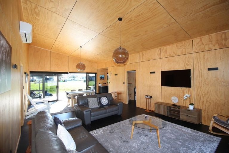 Photo of property in 129 Ngaio Drive, Matarangi, Whitianga, 3592