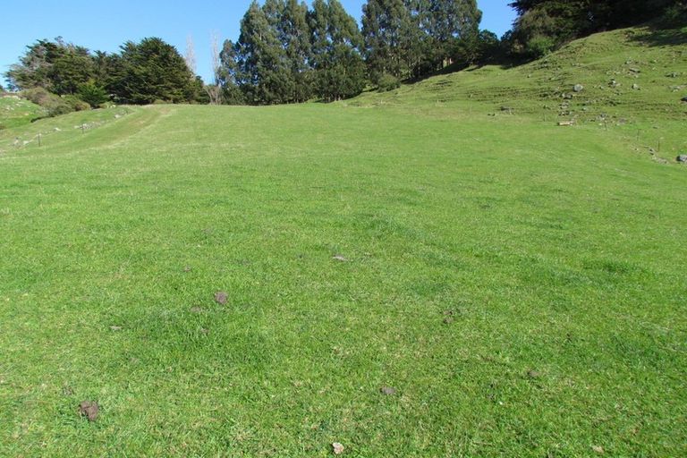 Photo of property in 328 Pigeon Bay Road, Duvauchelle, 7583