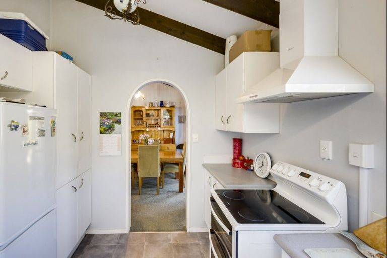 Photo of property in 44/1 Townshend Crescent, Greenmeadows, Napier, 4112