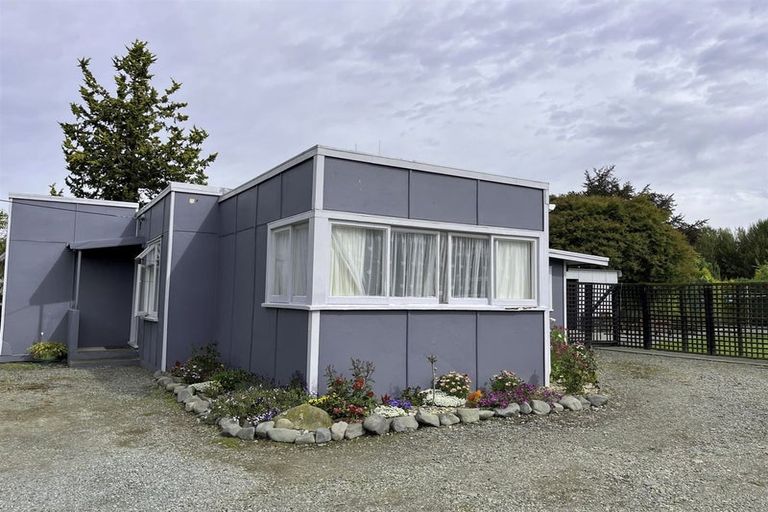 Photo of property in 53 Main North Road, Geraldine, 7930