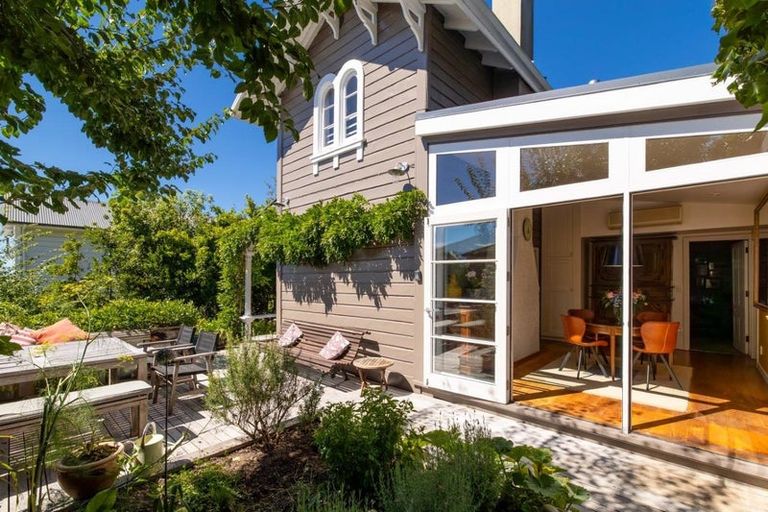 Photo of property in 224 Collingwood Street, Nelson South, Nelson, 7010