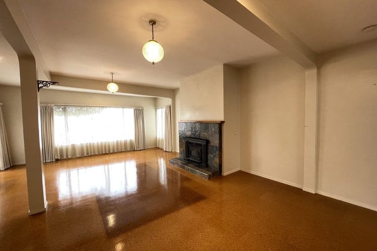 Photo of property in 2/22 Ngataringa Road, Devonport, Auckland, 0624