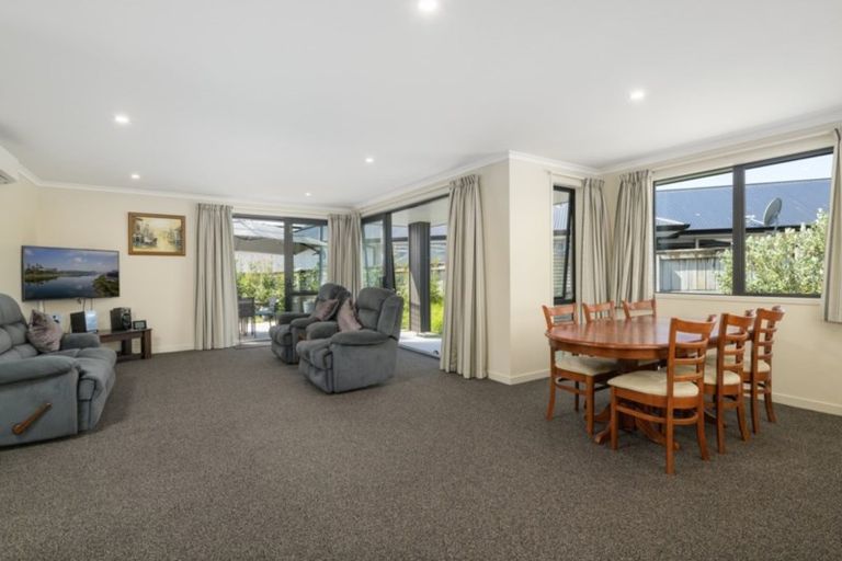 Photo of property in 112 Kennedy Road, Pyes Pa, Tauranga, 3112