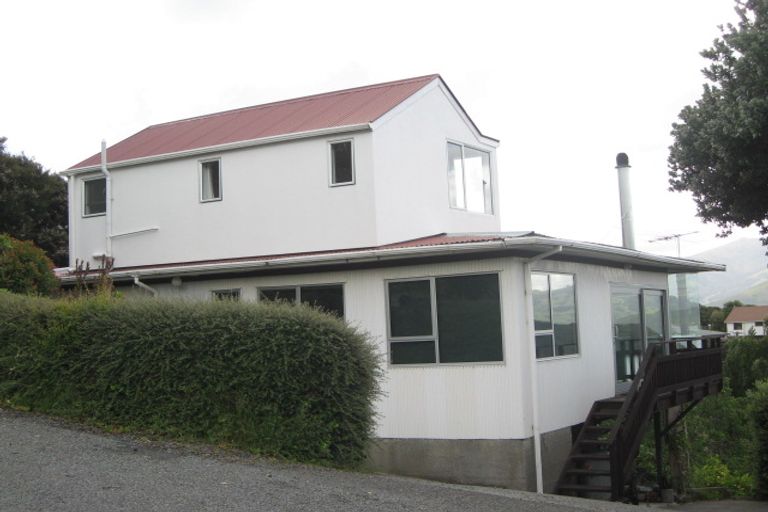 Photo of property in 32 Watson Street, Akaroa, 7520