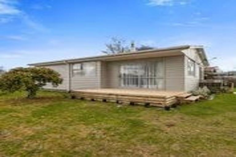 Photo of property in 1 Toi Grove, Turangi, 3334
