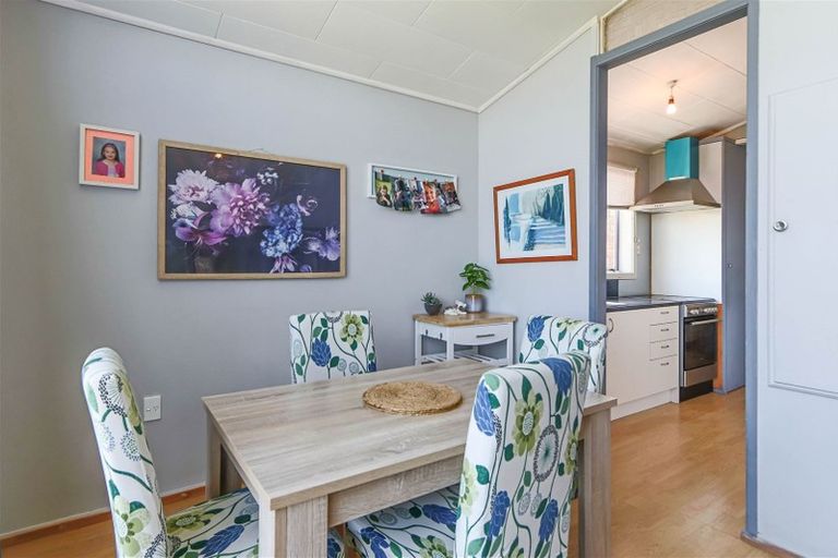 Photo of property in 25 Konini Street, Inglewood, 4330