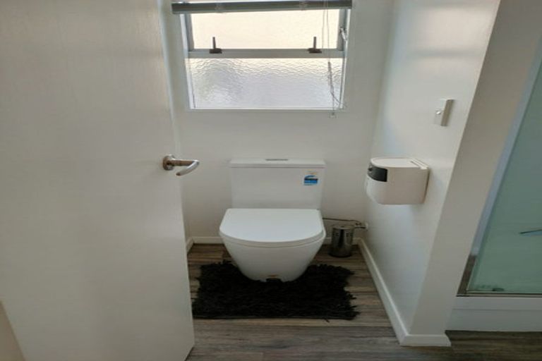 Photo of property in 19/125 Queens Drive, Lyall Bay, Wellington, 6022