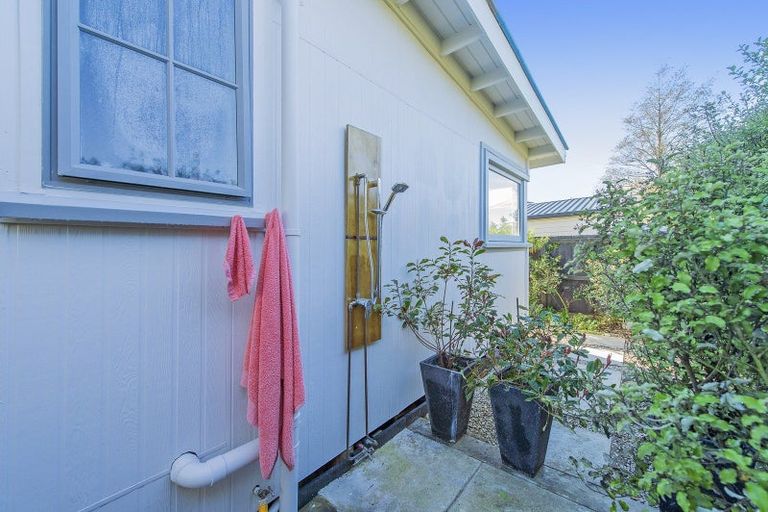 Photo of property in 31 Broadway Avenue, Waikuku Beach, 7473