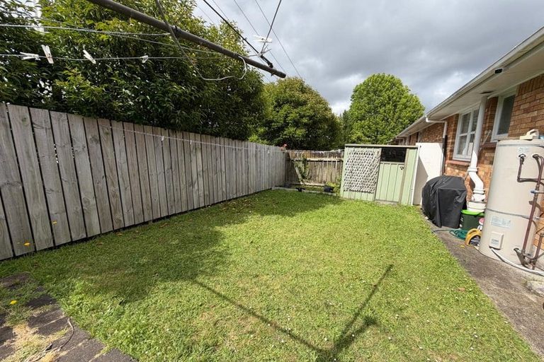 Photo of property in 3/142a Great South Road, Manurewa, Auckland, 2102