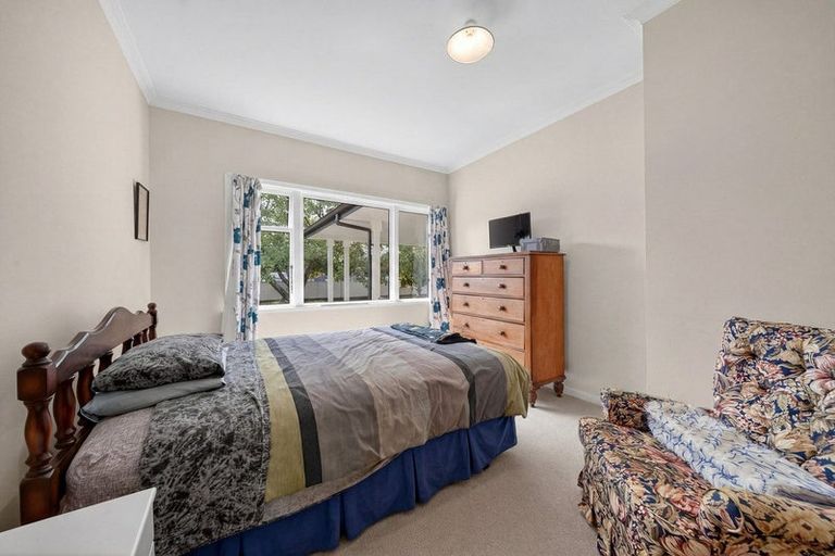 Photo of property in 19 Main Street, Greytown, 5712