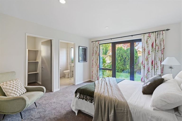 Photo of property in 2 Westburn Terrace, Burnside, Christchurch, 8041